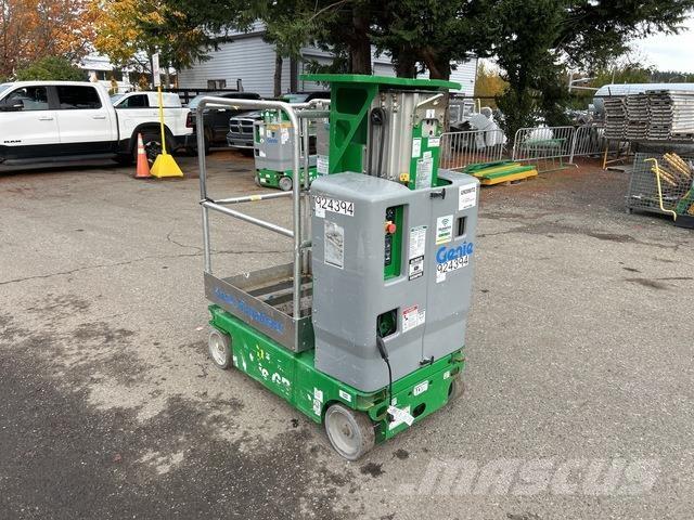 Genie GR-12 Вертикальні щоглові підйомники