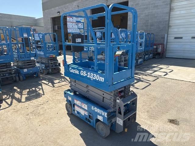 Genie GS-1330M Підйомники-ножиці