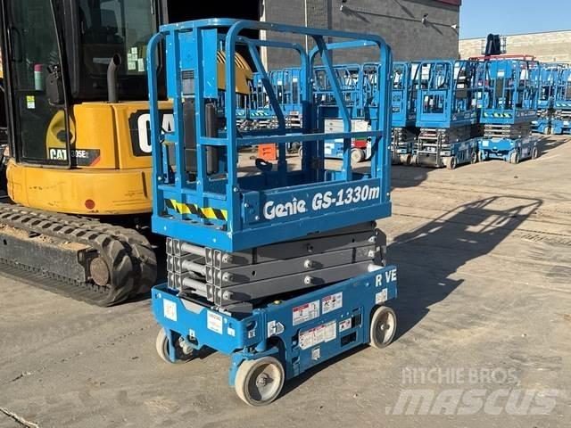 Genie GS-1330M Підйомники-ножиці