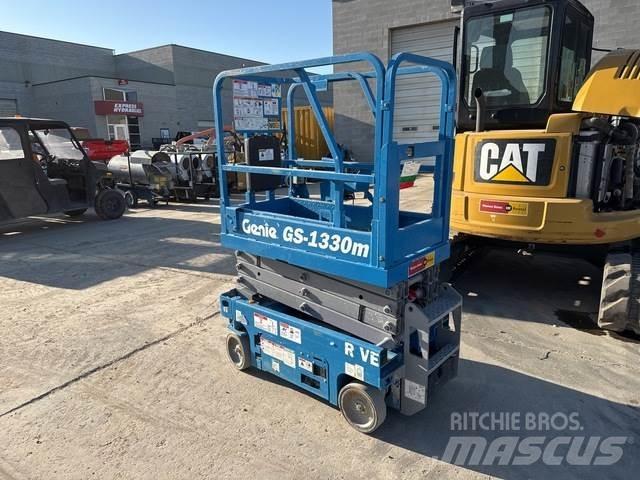 Genie GS-1330M Підйомники-ножиці