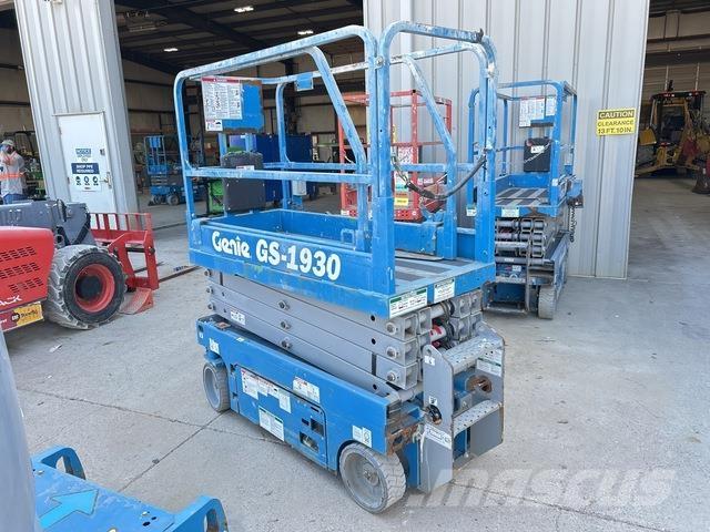 Genie GS-1930 Підйомники-ножиці