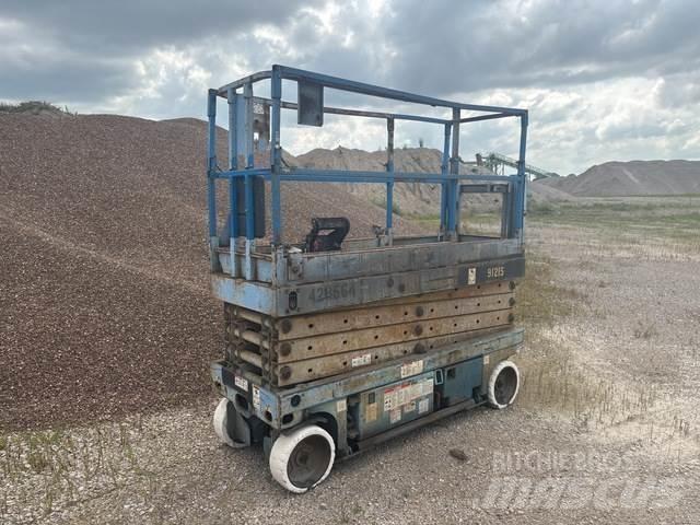 Genie GS-2632 Підйомники-ножиці