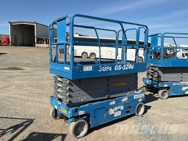 Genie GS-3246 Підйомники-ножиці