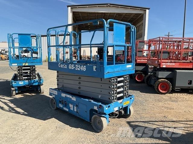 Genie GS-3246 Підйомники-ножиці