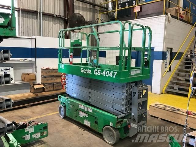 Genie GS-4047 Підйомники-ножиці