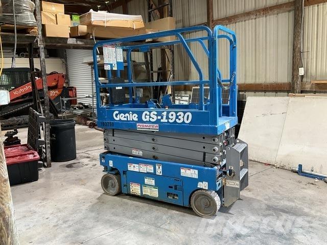 Genie GS1930 Підйомники-ножиці