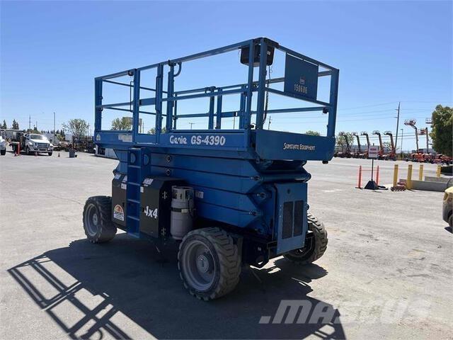 Genie GS4390RT Підйомники-ножиці