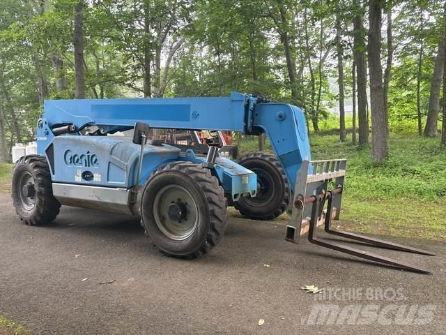 Genie GTH-844 Телескопічні навантажувачі