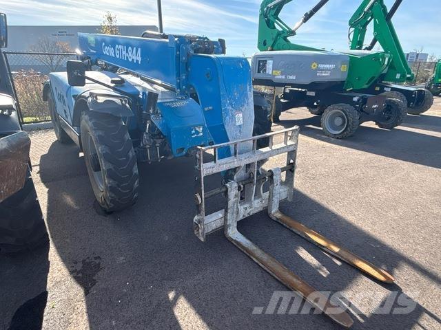 Genie GTH-844 Телескопічні навантажувачі
