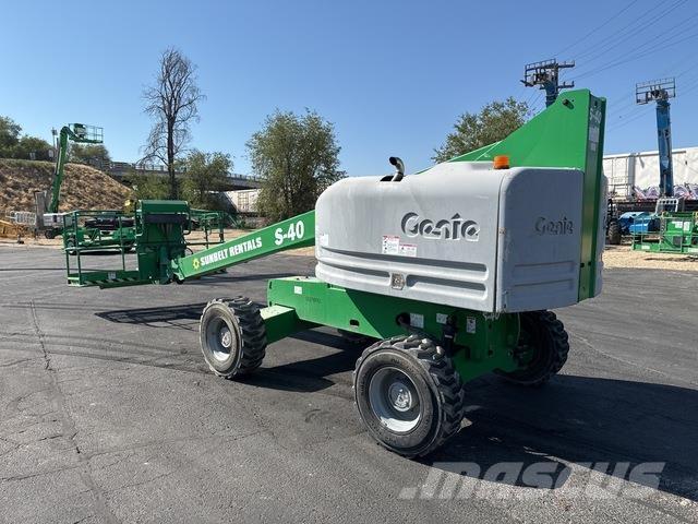 Genie S-40 Телескопічні підйомники