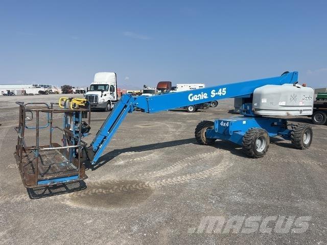 Genie S-45 Телескопічні підйомники