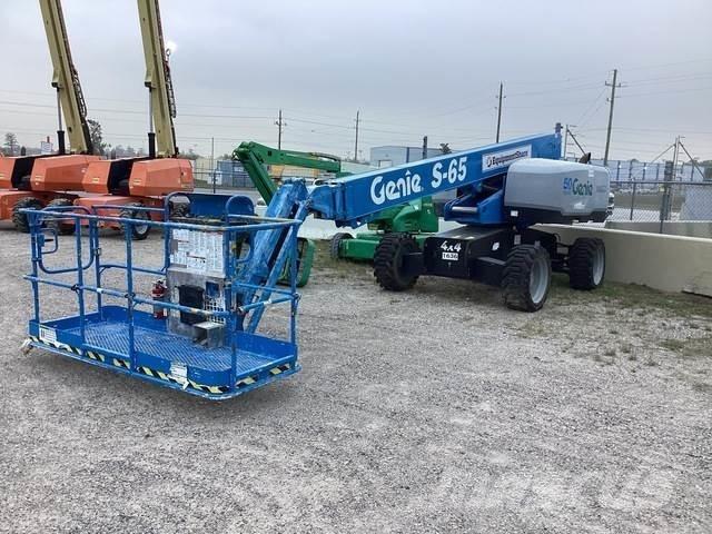 Genie S-65 Телескопічні підйомники