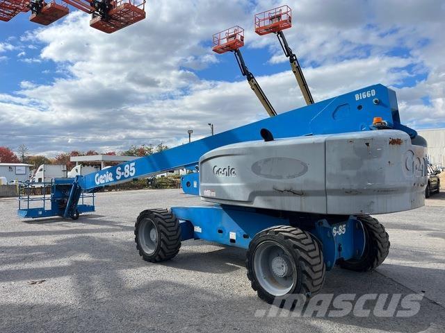 Genie S-85 Телескопічні підйомники