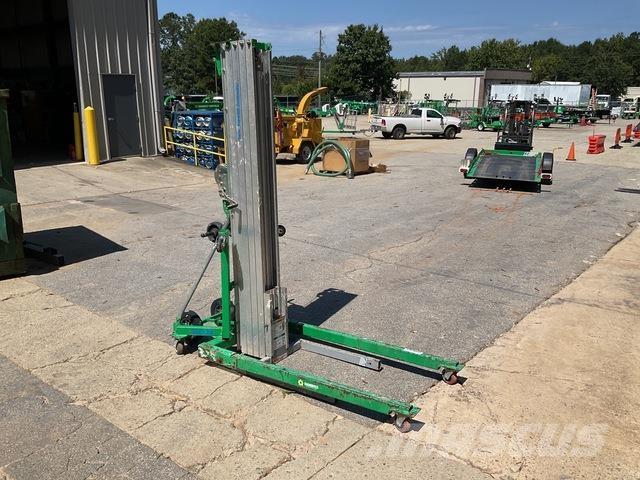 Genie SLC24 Підйомно-транспортне обладнання і вантажні ліфти