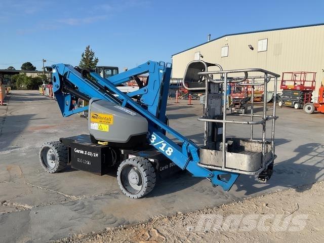 Genie Z-33/18 Колінчаті підйомники