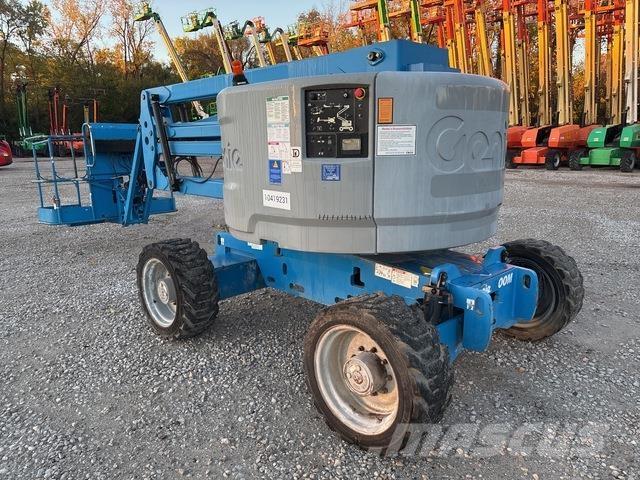 Genie Z45/25J Колінчаті підйомники