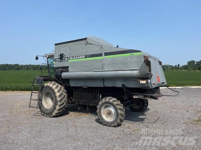 Gleaner R50 Зернозбиральні комбайни