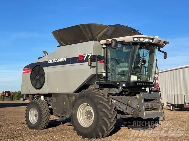 Gleaner S77 Зернозбиральні комбайни