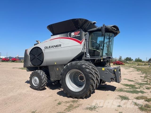 Gleaner S97 Зернозбиральні комбайни