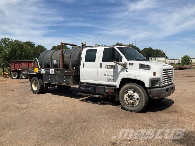 GMC 7500 Вантажівки-цистерни