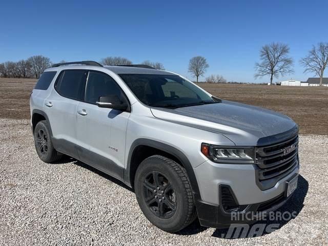 GMC Acadia Автомобілі