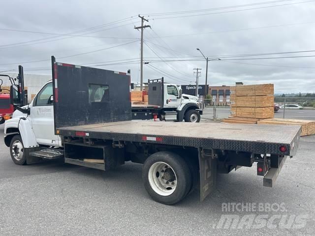 GMC C4500 Вантажівки-платформи/бокове розвантаження