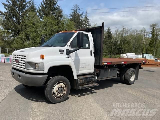 GMC C5500 Вантажівки-платформи/бокове розвантаження