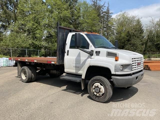 GMC C5500 Вантажівки-платформи/бокове розвантаження