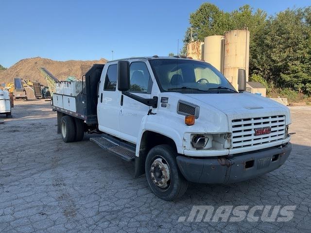 GMC C5500 Вантажівки-платформи/бокове розвантаження