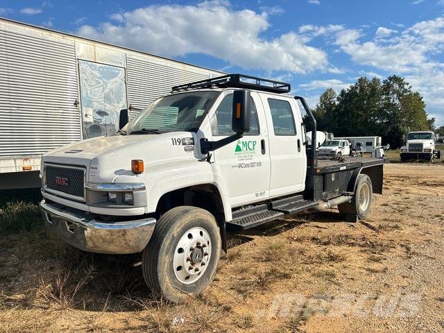 GMC C5500 Вантажівки-платформи/бокове розвантаження