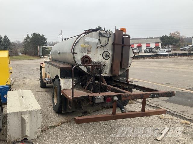 GMC C8500 Вантажівки / спеціальні