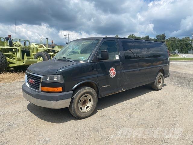 GMC G3500 Автомобілі