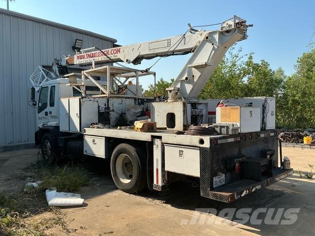 GMC T7500 Автовишки на базі вантажівки