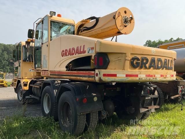 Gradall XL4100 Колісні екскаватори