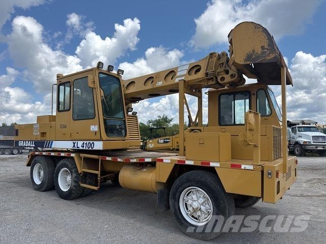 Gradall XL4100 Колісні екскаватори