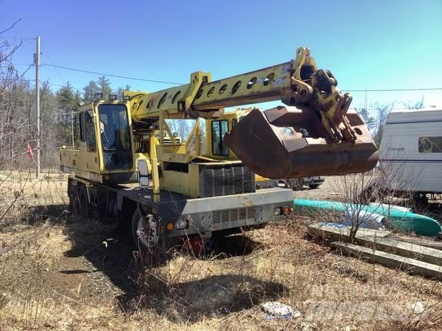 Gradall XL5100 Колісні екскаватори