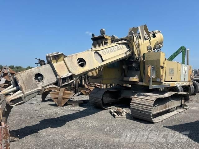 Gradall XL5210 Гусеничні екскаватори