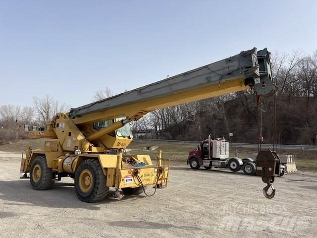 Grove RT530E автокрани всюдиходи