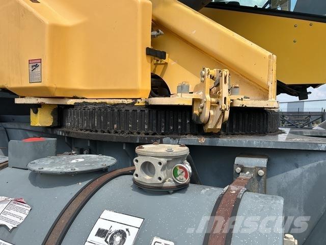 Grove RT700E автокрани всюдиходи