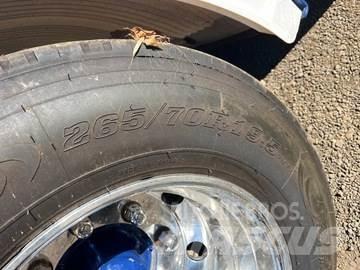 Haulmark  Причепи для перевезення контейнерів