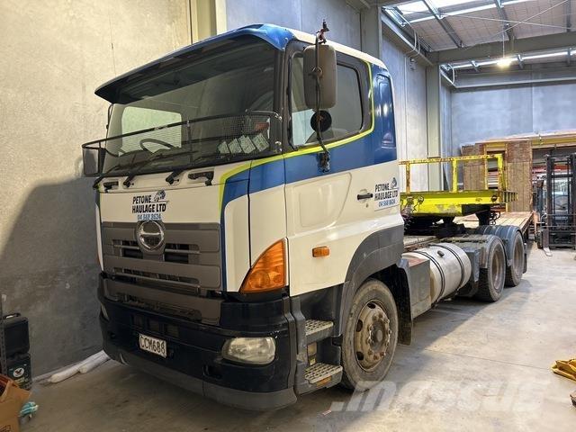 Hino 1ELPG-WPN Тягачі