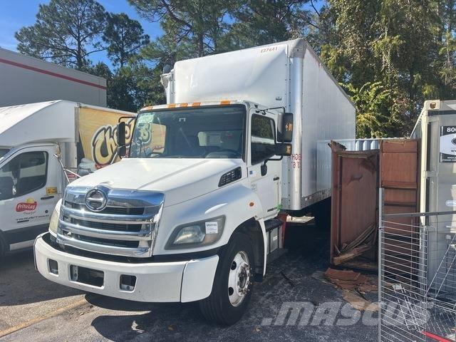 Hino 238 Фургони