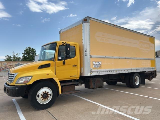 Hino 268 Фургони