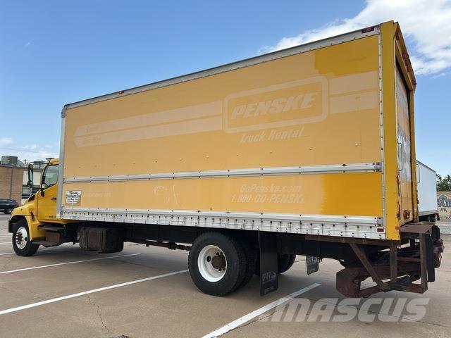 Hino 268 Фургони