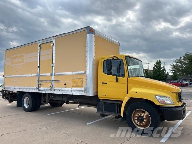 Hino 268 Фургони