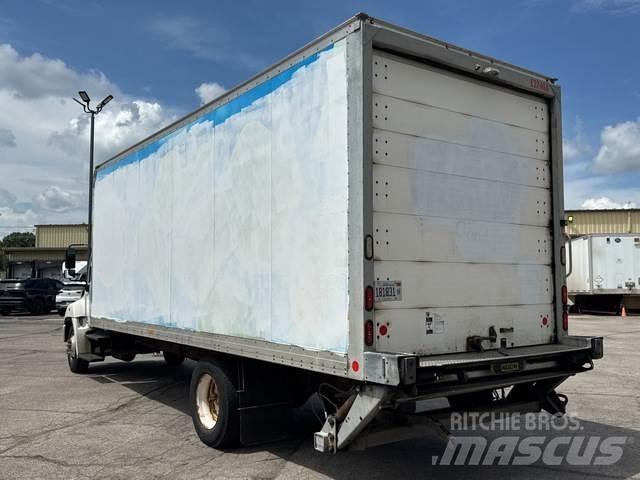 Hino 268 Фургони