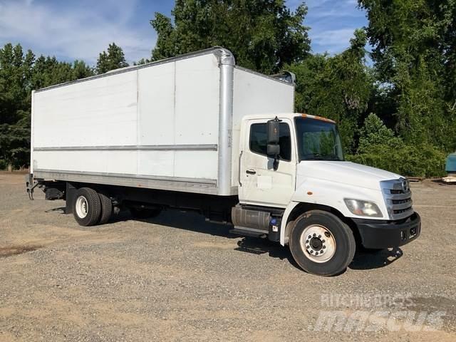 Hino 268 Фургони