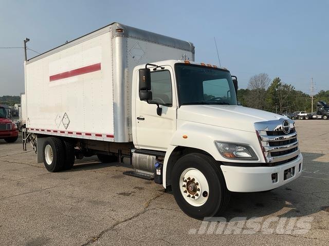 Hino 268 Фургони