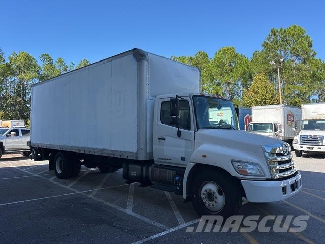 Hino 268 Фургони