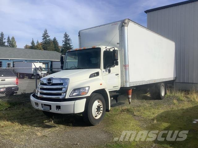 Hino 268 Фургони